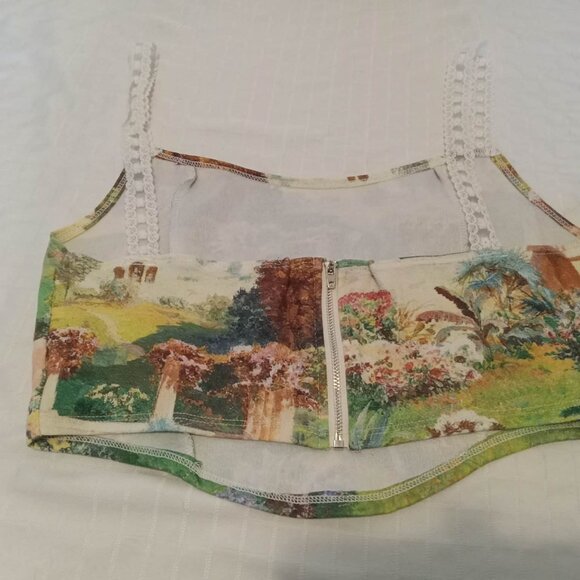 Pretty camisole top redesigned with lace straps, beautiful printed image - Picture 6 of 8